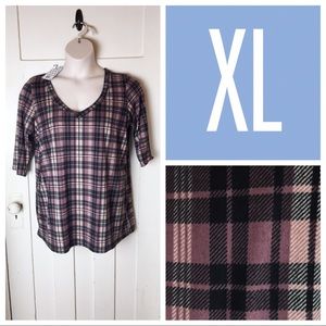 NWT | Piphany XL Surrey V-Neck Plaid
